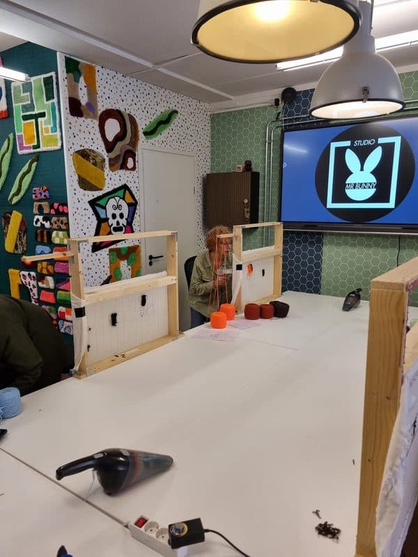 Creatieve ruimte met tuft materialen